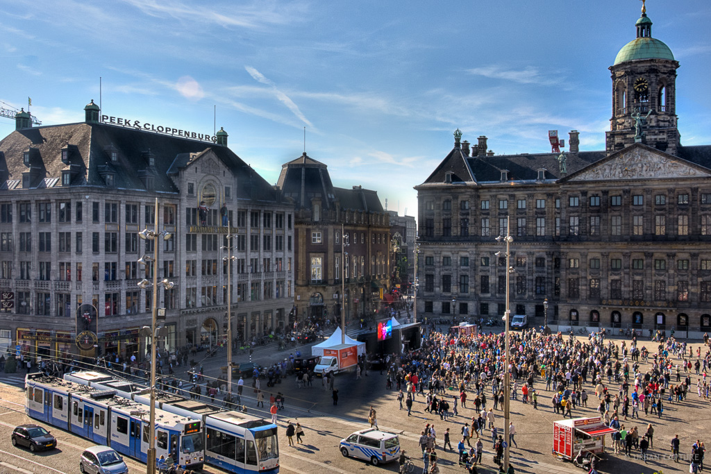 Amsterdam Dam Square - FrizeMedia