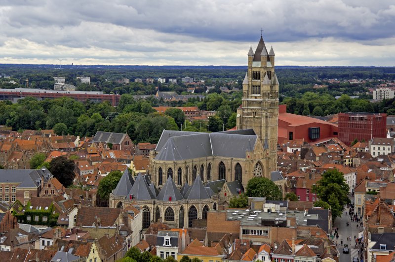 Brussels Tourism - St Salvatorskathedral - Belgium - FrizeMedia