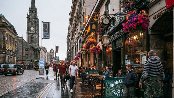 #Edinburgh - City Guide And Hotels #Travel #Tourism #FrizeMedia
