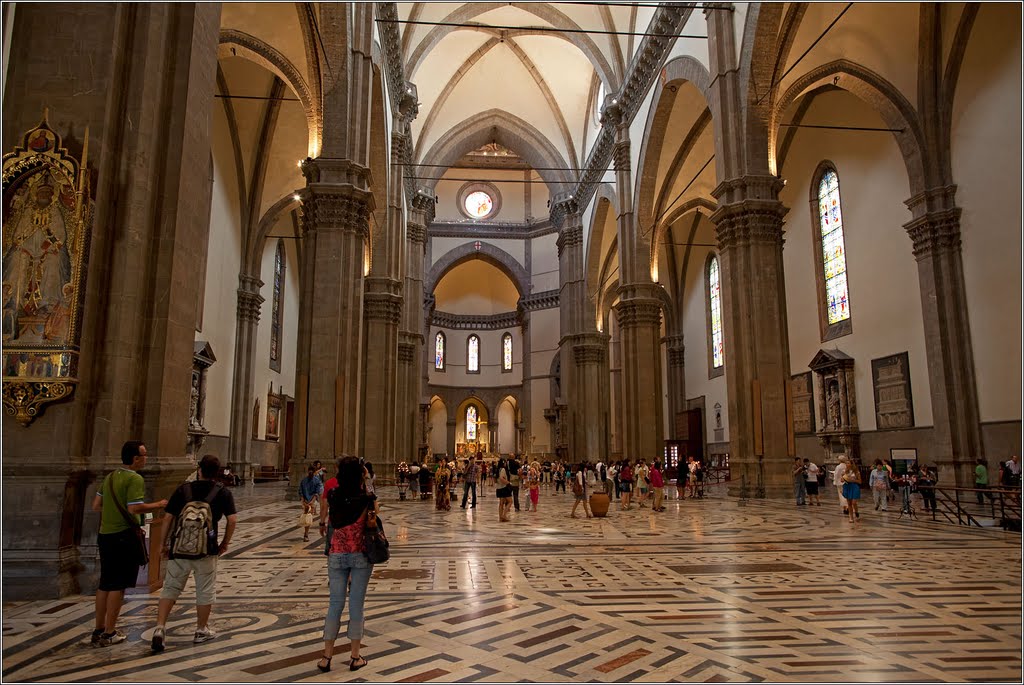 Florence Duomo Italy - FrizeMedia - Digital Marketing Advertising PR Consulting