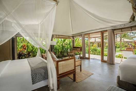 Glamping Travel5