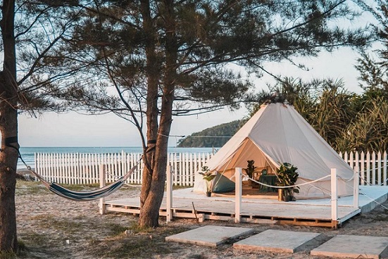 Glamping Travel7