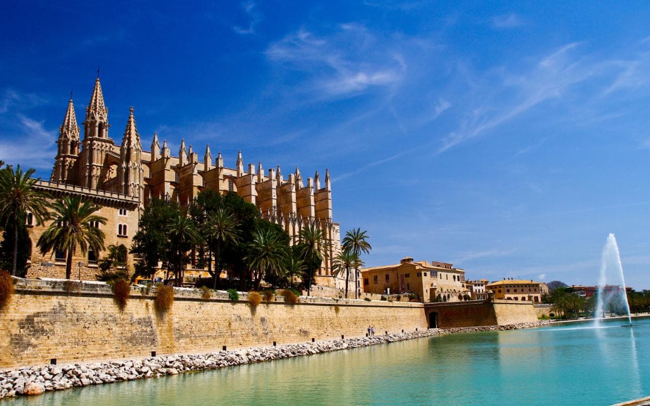 Majorca Cathedral Spain - FrizeMedia