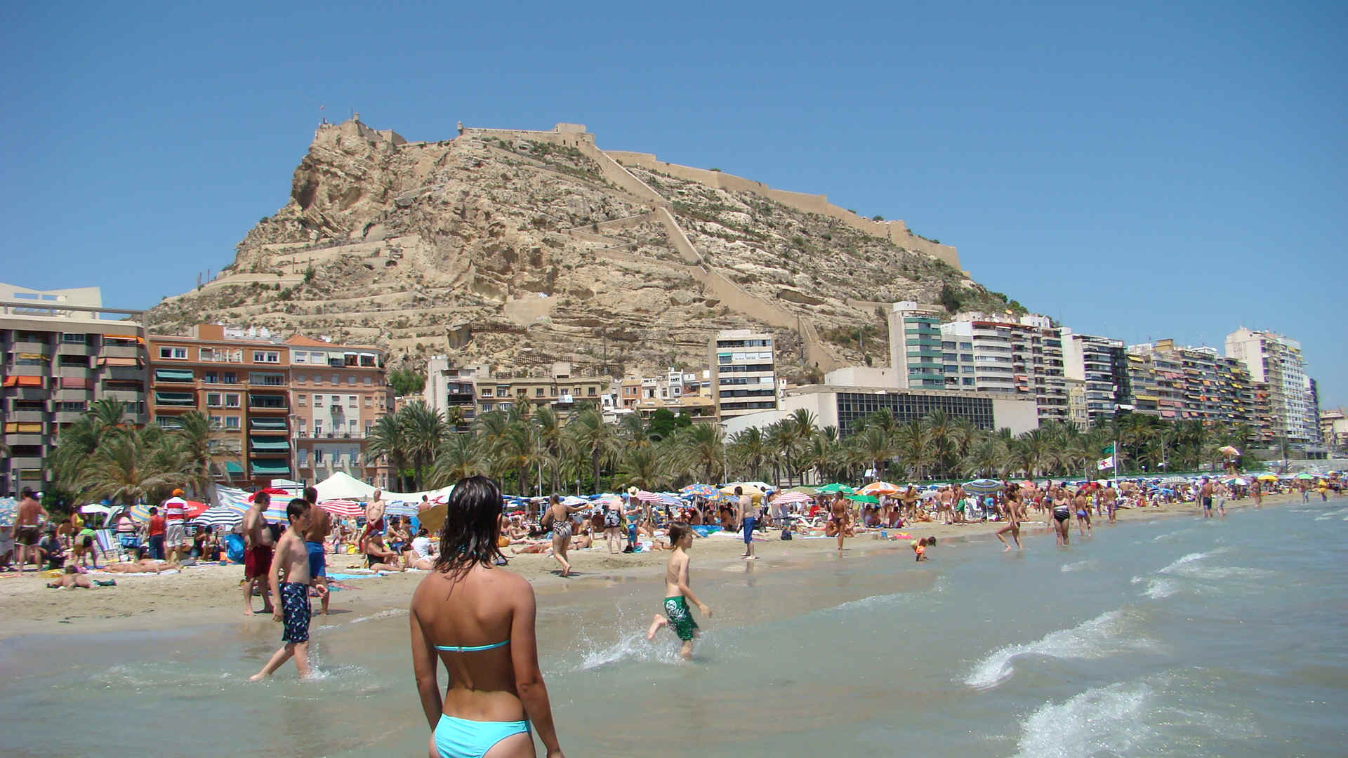 Alicante And Its Coastal Resorts