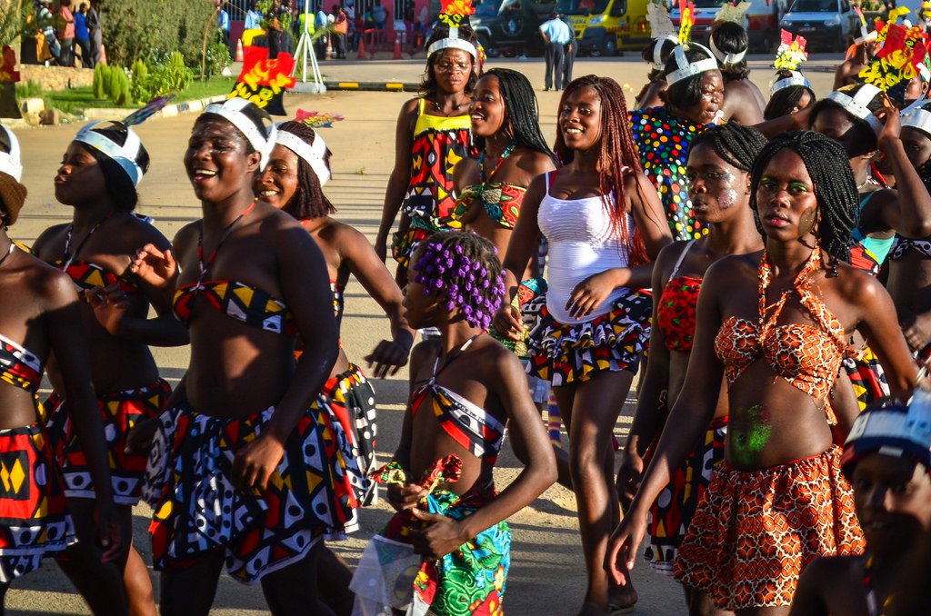 Angola Carnaval - FrizeMedia