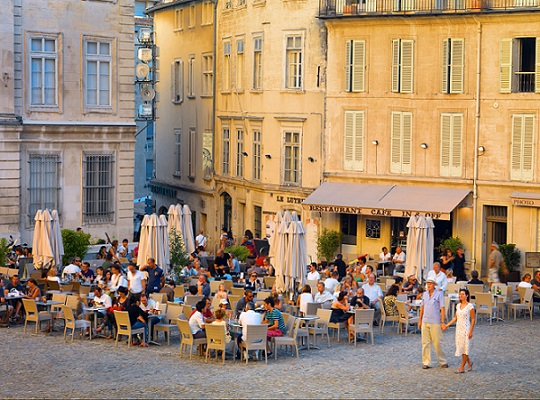 Avignon France Travel4