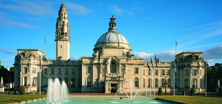 Cardiff City Hall - #Cardiff City Guide - One Of Europes Beautiful Maritime Cities #Travel