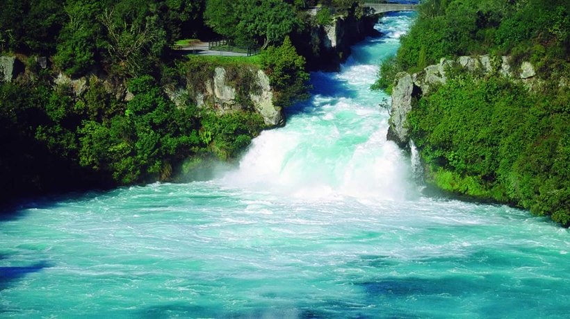 NewZealand - Huka Falls Rotorua - FrizeMedia