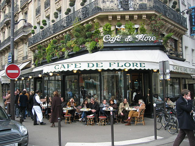 Paris Cafe Scene - France - FrizeMedia - Digital Marketng Advertising Consulting