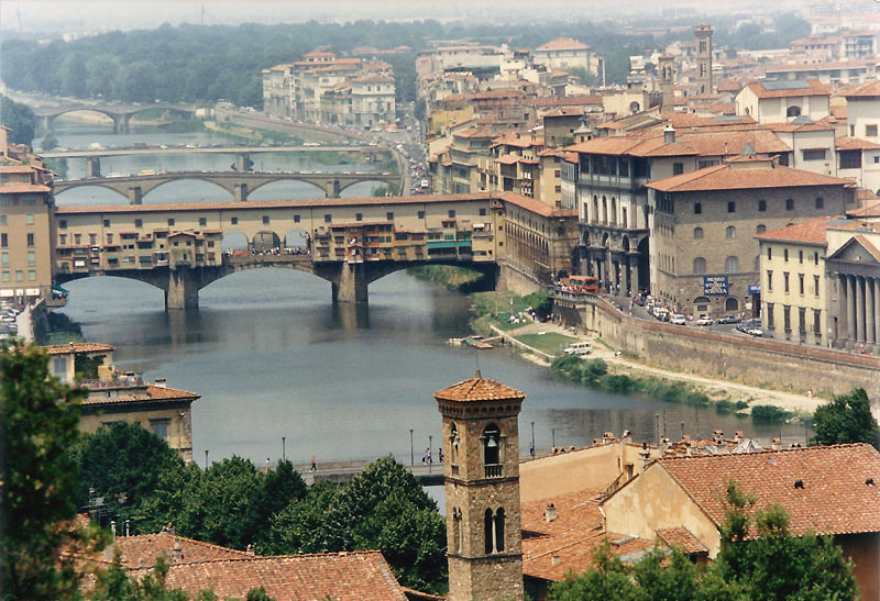 Tuscany Florence - River Arno - Medieval Bridge - Italy